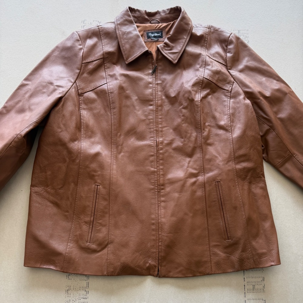 Maggie Barnes‎ Leather Jacket